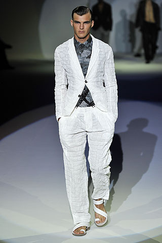 Emporio Armani / - 2011